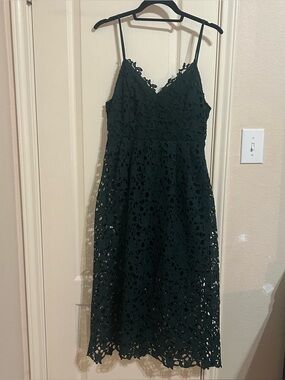 Astr Dark Green Lace Midi Dress with Spaghetti Straps